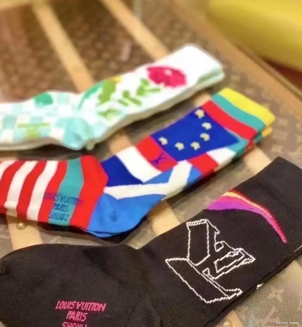 SOCKS WITH CUSTOM BOX LV 0620